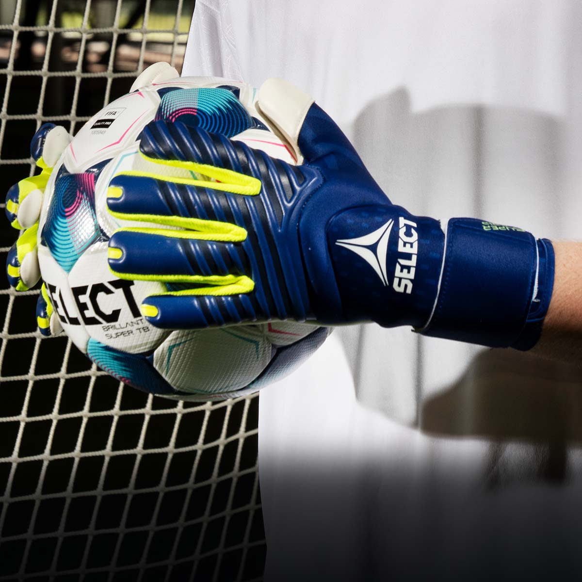 Målmandshandsker til kamp og træning