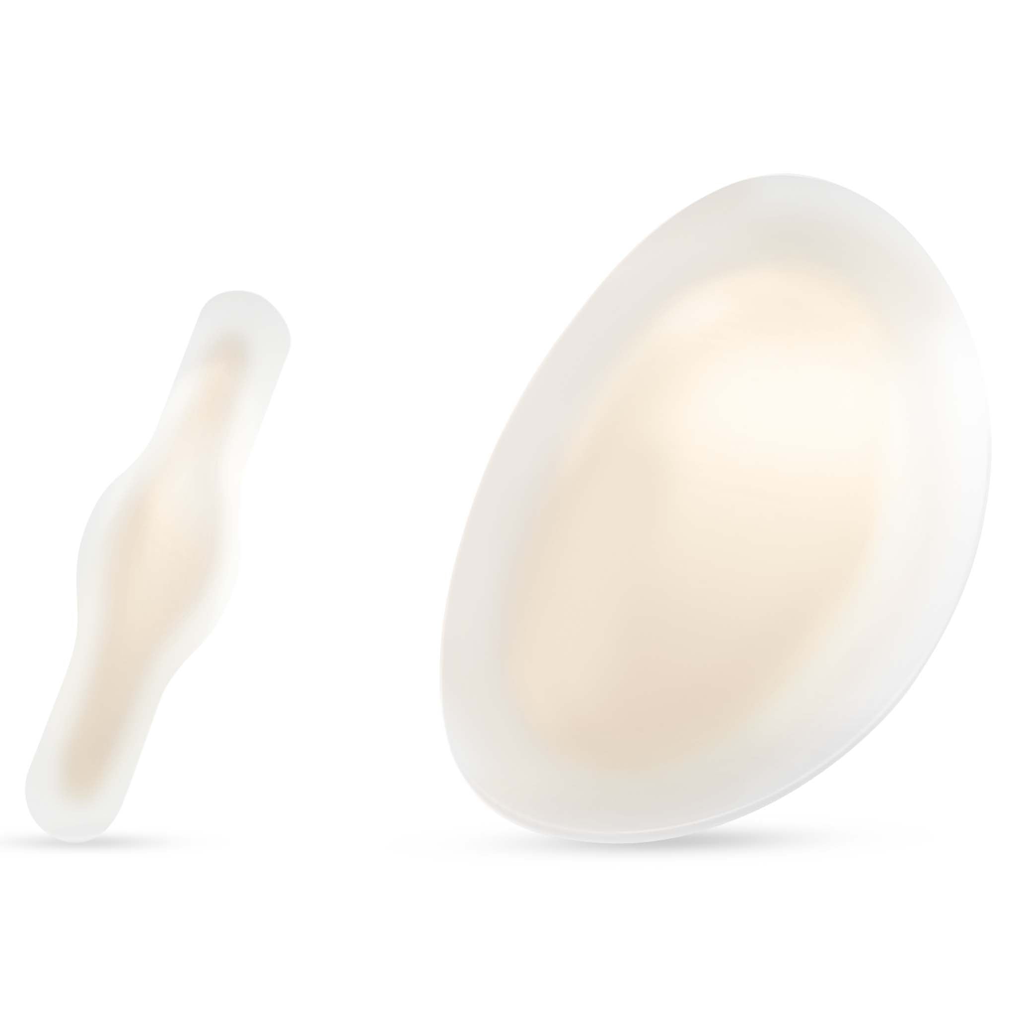 Forfra af gennemsigtige hvide Blister plaster, sports care, med små og store ovale former.