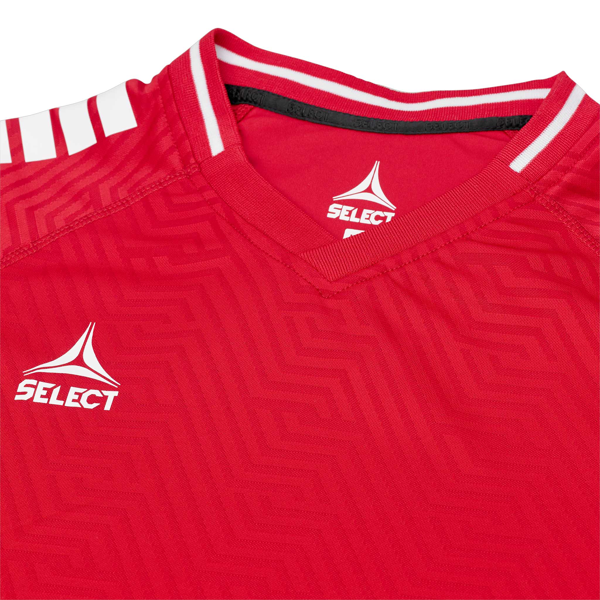 Nærbillede af rød Player shirt S/S Monaco v24, Match & Training wear, hvid V-hals og logo, fodbold