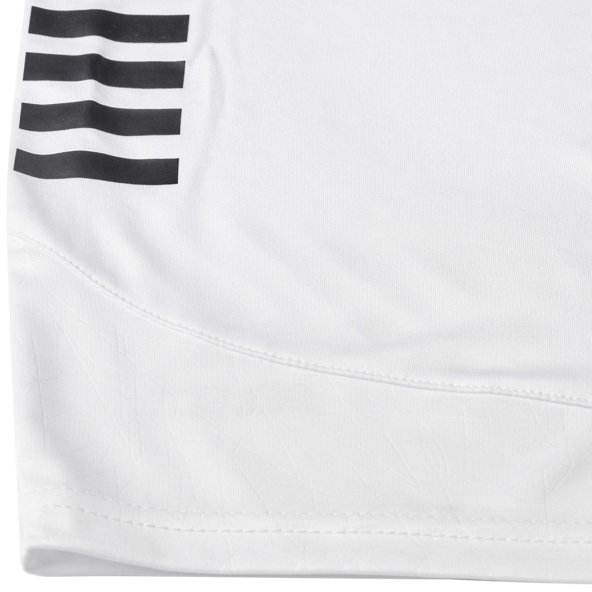 Nærbillede af hvide Player shorts Spain v25, Match & Training wear, med sort stribedetalje og kant.