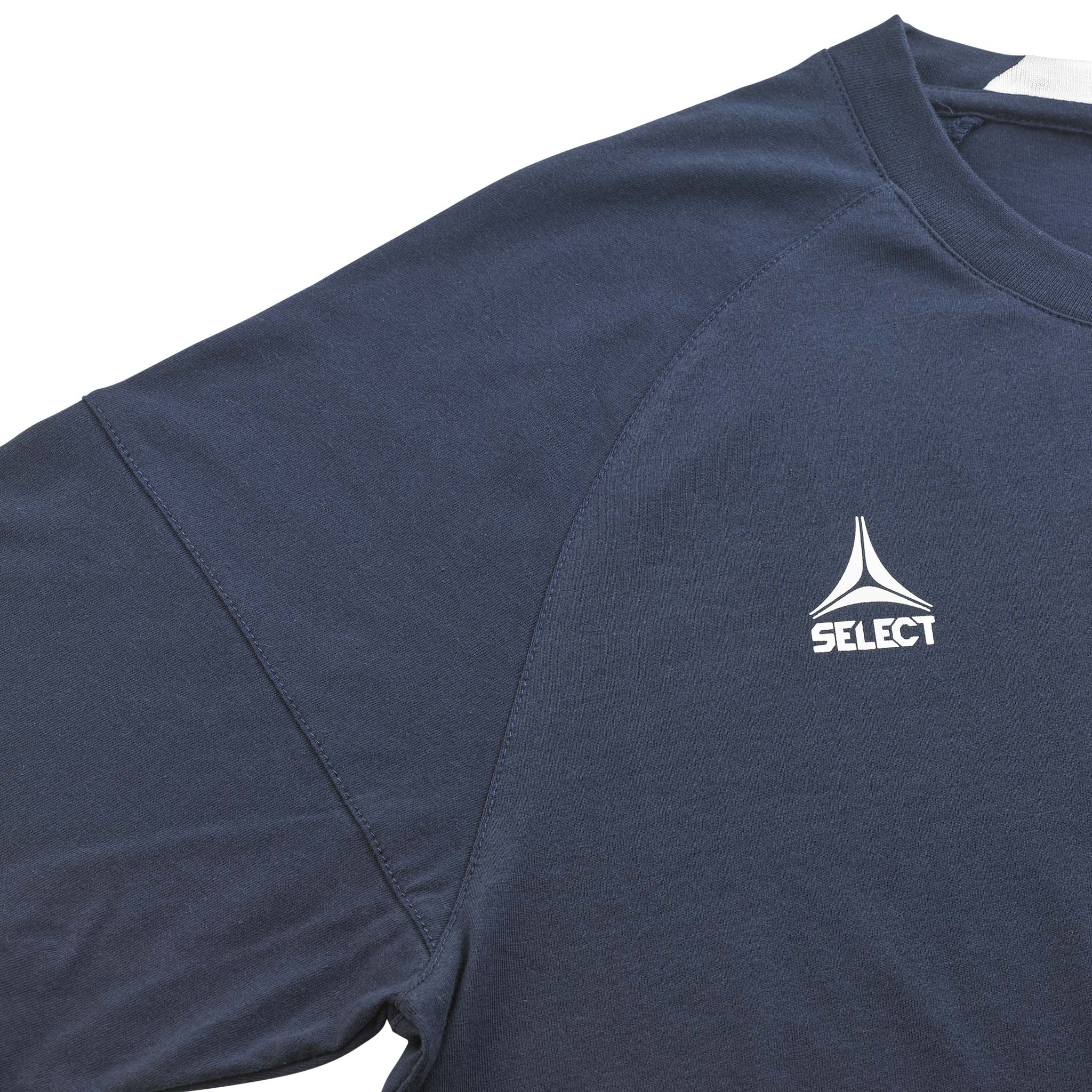 Nærbillede af navy T-Shirt Oxford v25 fritidstøj med hvidt Select-logo og stofdetalje.