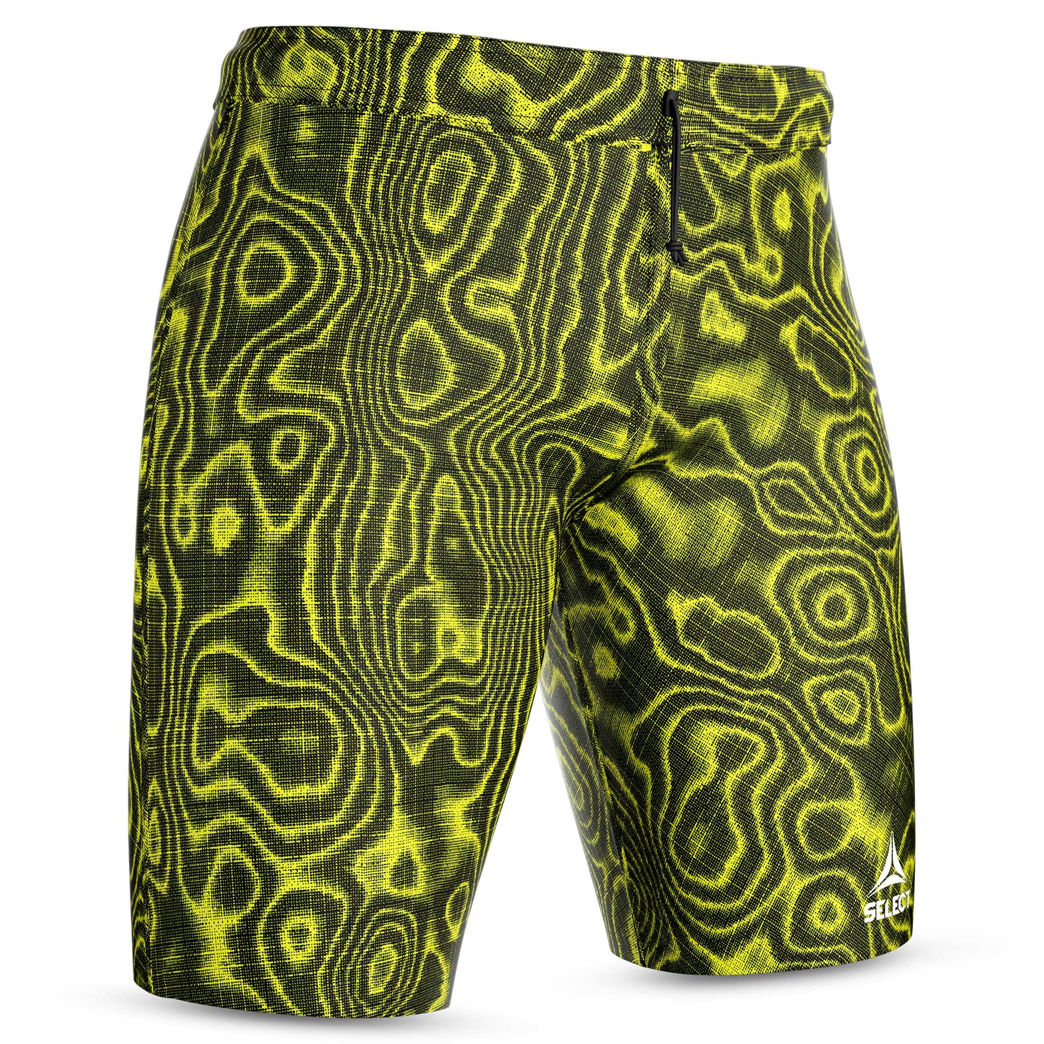 Forside af sorte og grønne mønstrede Thermal Shorts, fodbold sportsstøtte.
