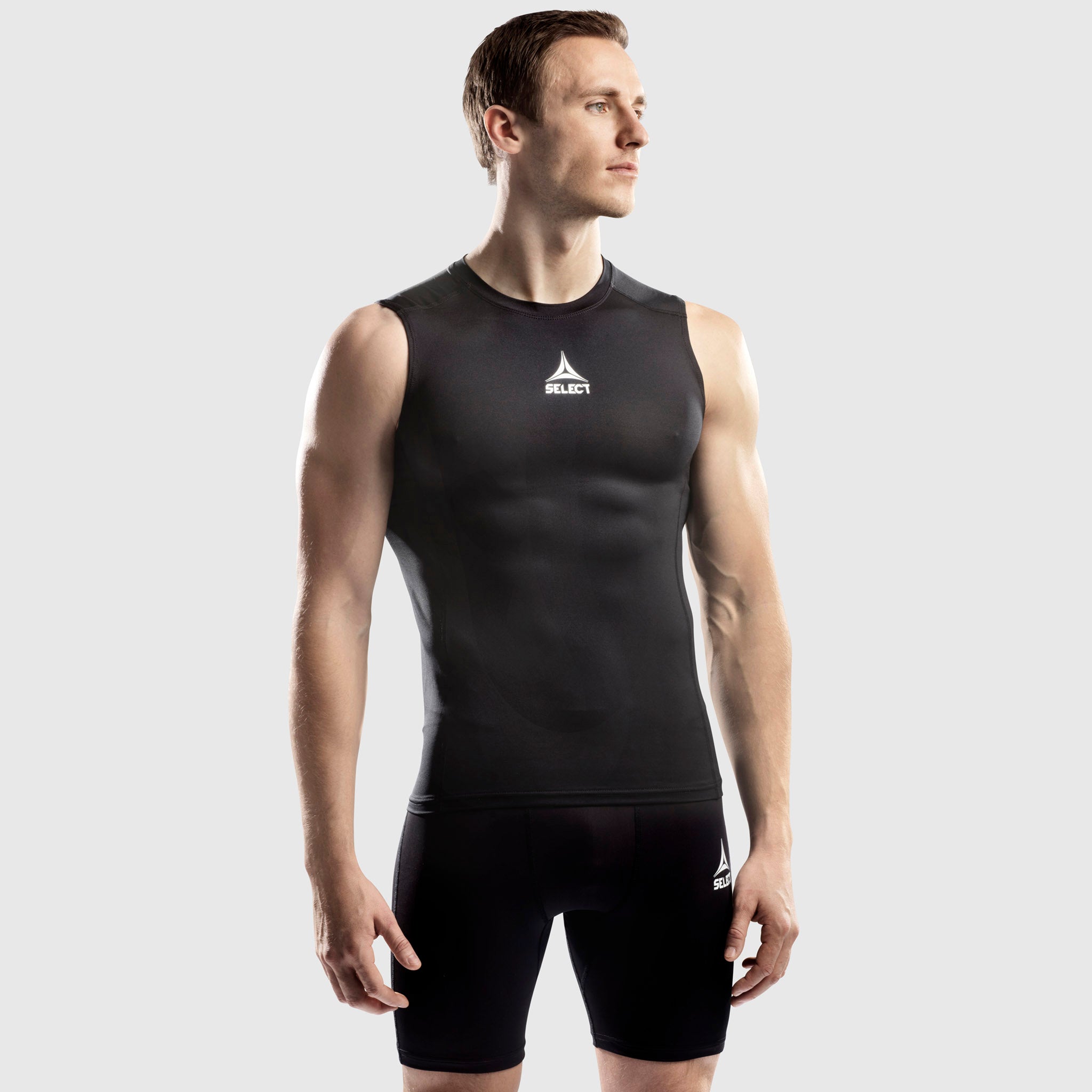 Baselayer tank top #farve_ #farve_sort #farve_sort